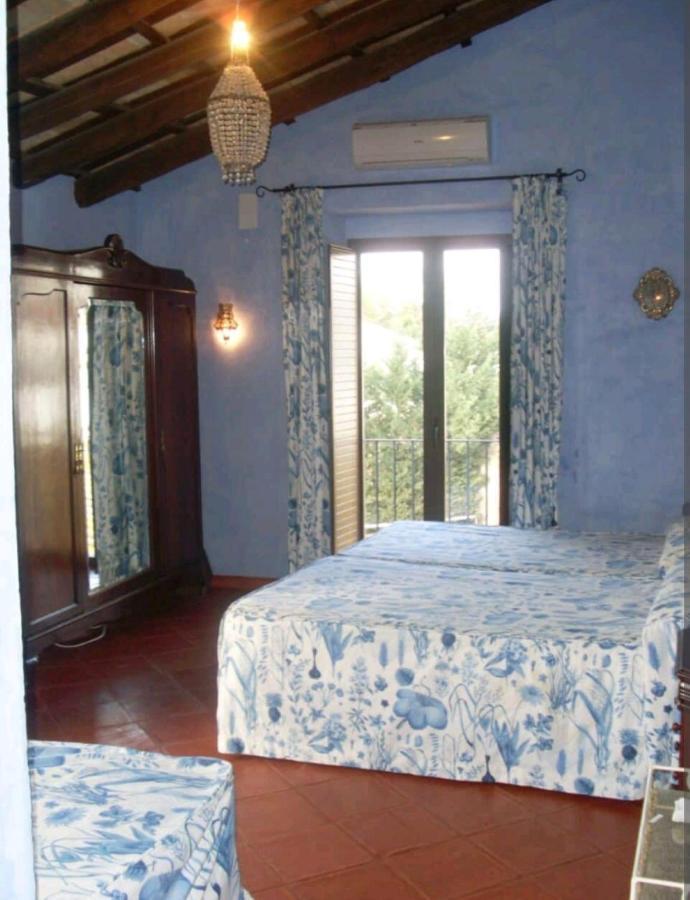 Casa Rural El Chorrillo Cazalla De La Sierra Bagian luar foto